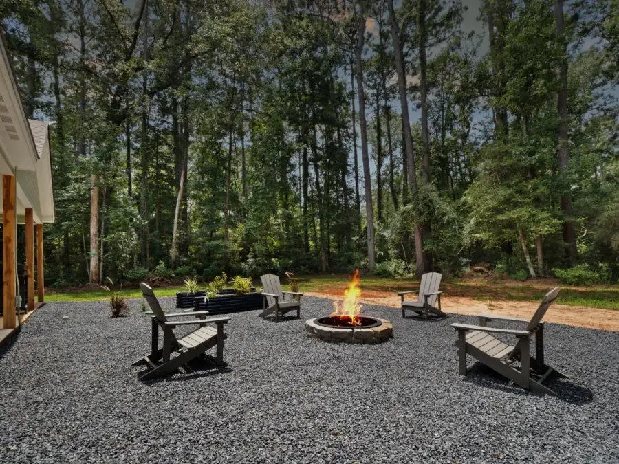 Spend your evenings gathered around the firepit catching up. Spend your evenings gathered around the firepit catching up.