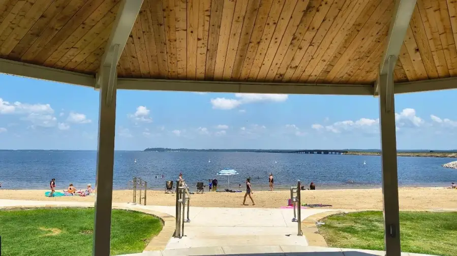 Pendleton Park is walking distance from Peaceful Pines Bungalow. Pendleton Park is walking distance from Peaceful Pines Bungalow.